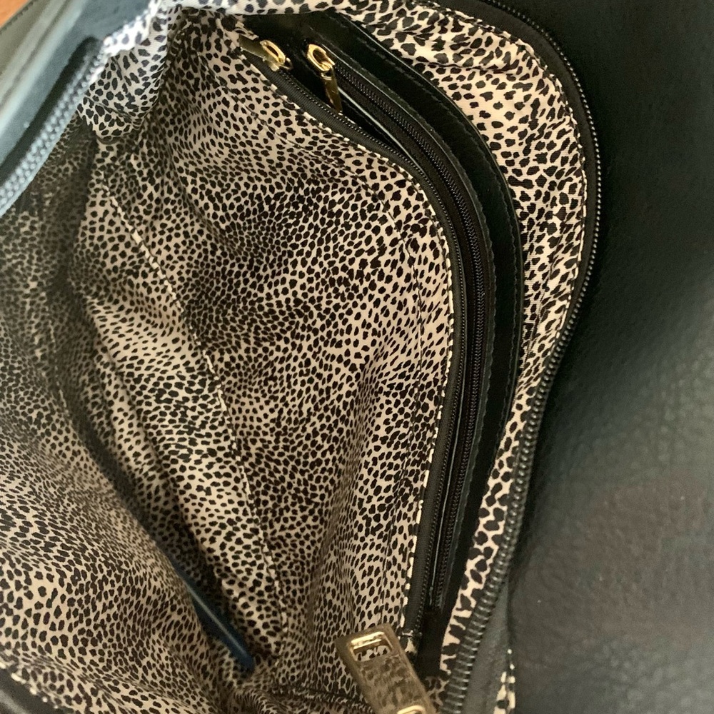 Almost New Computer Backpack - Picture 5 of 10